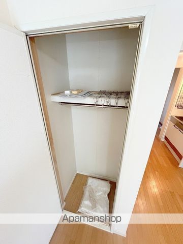 グリーンピースの内装写真