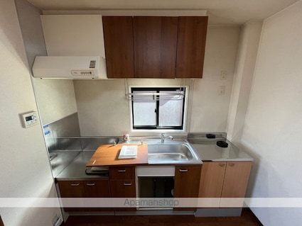 滋賀県湖南市中央５丁目[2DK/47m2]のキッチン