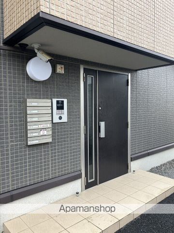 ウィルコート潮音町 A棟の玄関写真