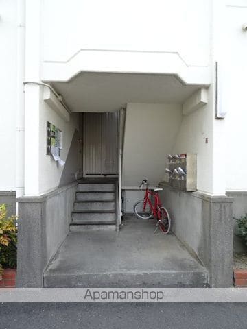 上島マンションの外観写真