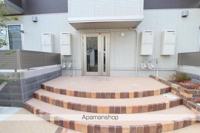 香川県高松市福岡町２丁目[1LDK/40.26m2]のエントランス
