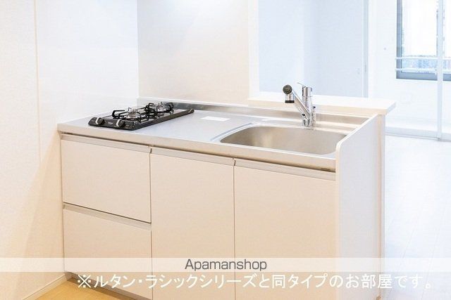 エスペランサ IIの内装写真