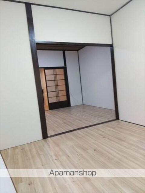 和歌山県和歌山市築港５丁目[2K/33m2]の内装2