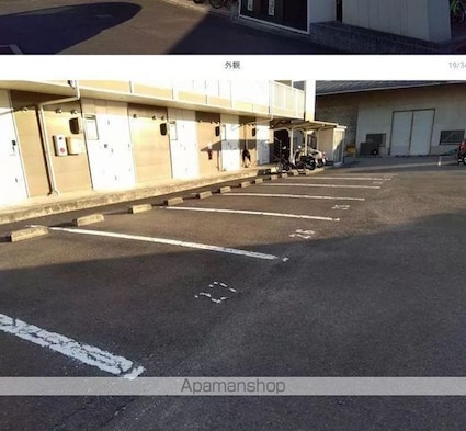 レオパレス川添Ⅱ[1K/23.18m2]の駐車場