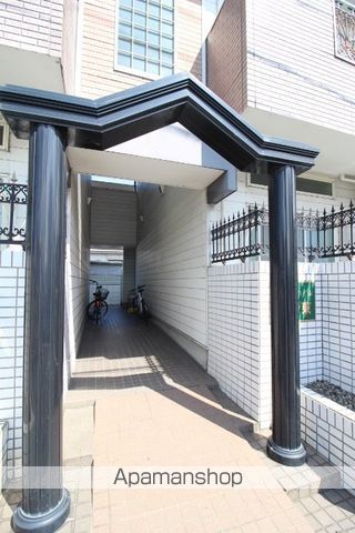 エクセルハイム高柳東の玄関写真