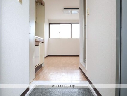 愛知県名古屋市昭和区広瀬町１丁目[1R/13.83m2]の玄関