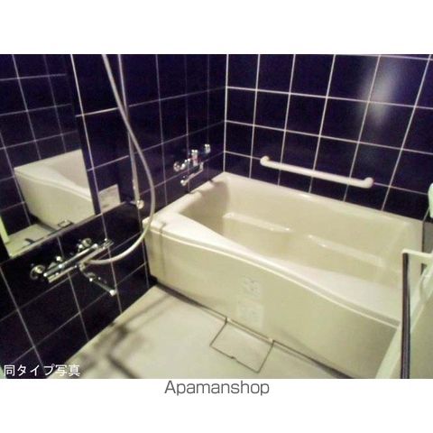 コンフォリア北参道の内装写真