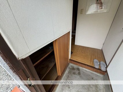 落合住宅[2DK/39.74m2]の玄関2