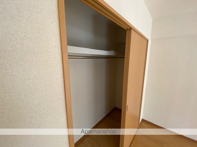 コンソラーテ薬院の内装写真