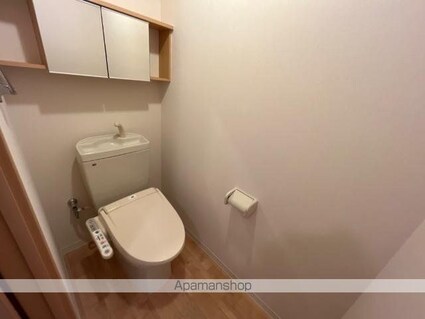 フォレストヴィラ[1LDK/36m2]のトイレ