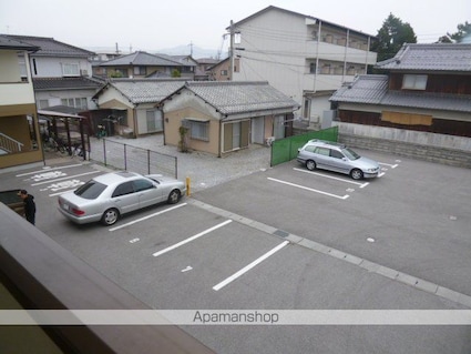 ＫＫハイツ[3K/45.8m2]の駐車場2