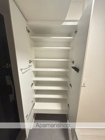 テラス横浜鶴見の内装写真