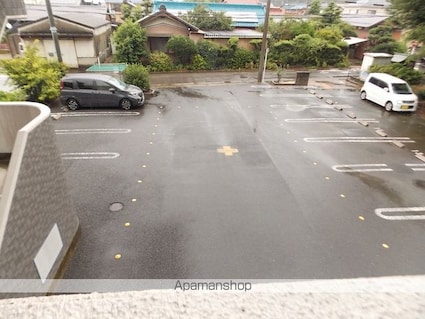 愛知県小牧市堀の内５丁目[1DK/36m2]の駐車場