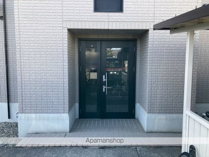 グランコスモ竹内[2LDK/57.32m2]のエントランス