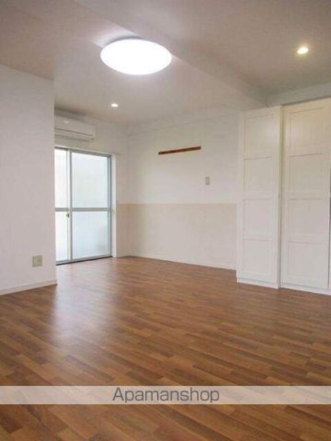 和歌山県和歌山市六十谷[1LDK/49.2m2]のリビング・居間