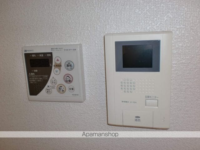 クリスタルコートヴァイオレットの内装写真