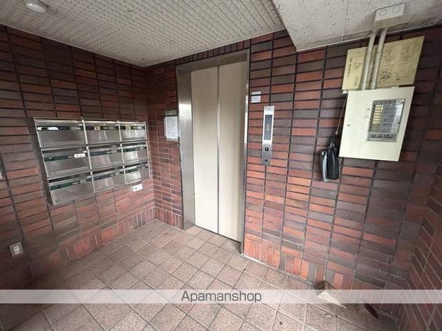 ワールド21の玄関写真