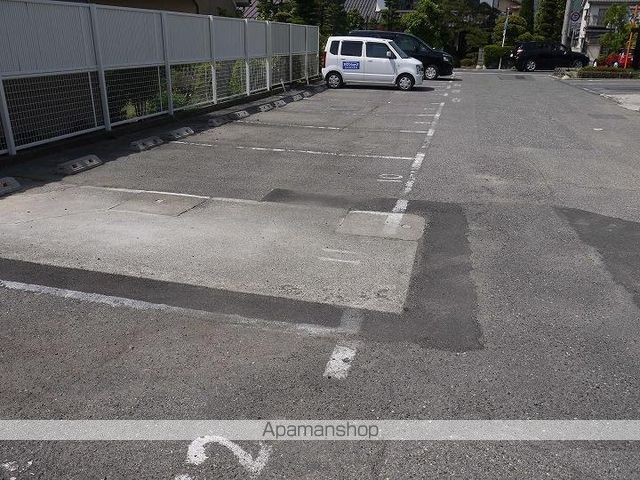 エルハルディンのその他写真