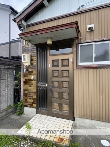 芳川町借家の外観写真