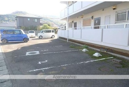 香川県高松市鶴市町[1DK/25.65m2]の駐車場