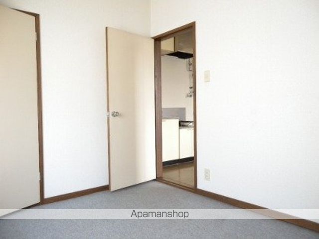 元町アパートメントの内装写真