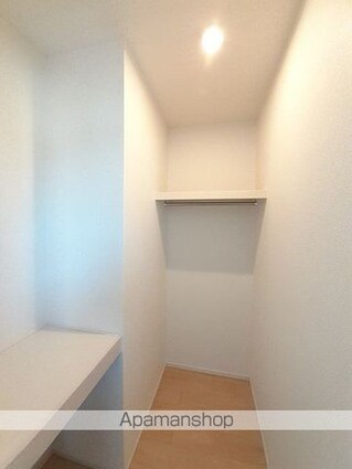 リッコ　ファムＡ[2LDK/56.89m2]の収納