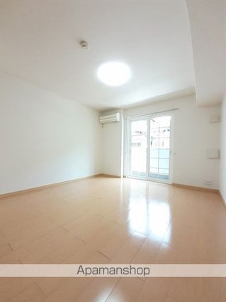 ブリーゼ[1R/32.9m2]のリビング・居間