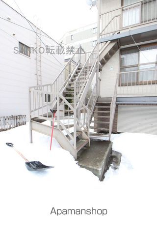 コーポLの玄関写真