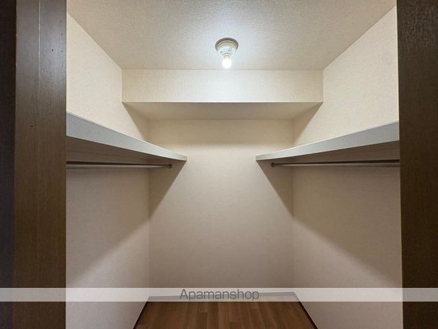 メゾントゥリバーノの内装写真