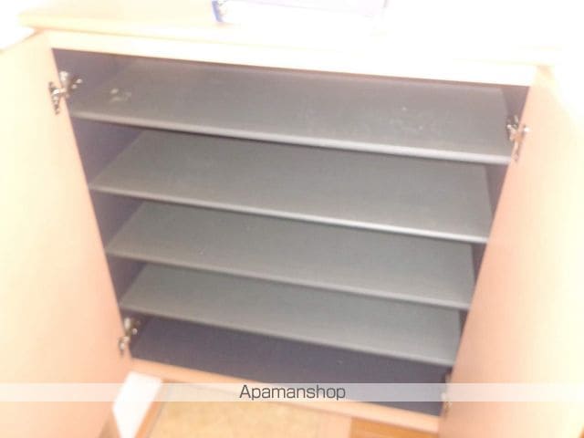 アルテナードMの内装写真