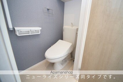 和歌山県和歌山市加納[1LDK/50.87m2]のトイレ
