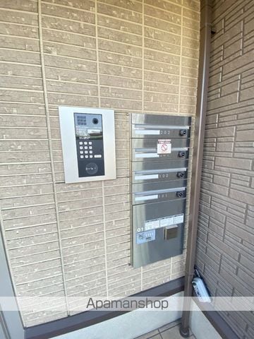 サンブライトの玄関写真