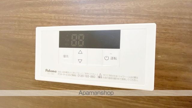 SUMMA Bの内装写真