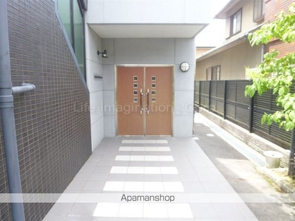 イーシスコートＤ’ｓ野村[2LDK/52.99m2]のエントランス1