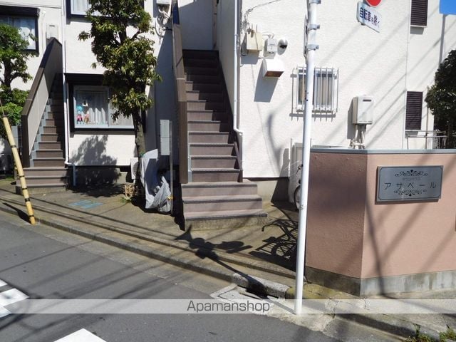 タウンハウスアサベールの玄関写真