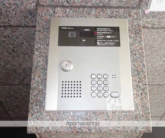 下京区朱雀北ノ口町マンションの外観写真