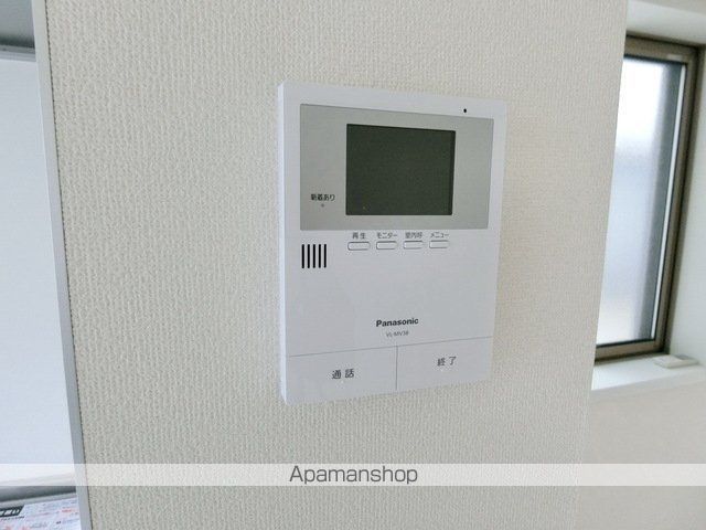 WHITIAの内装写真