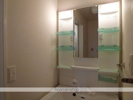 茨城県水戸市元吉田町[2LDK/52.11m2]の洗面所