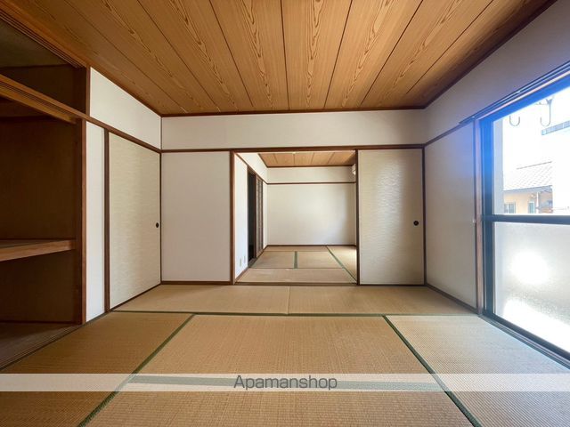 ツインパークの内装写真