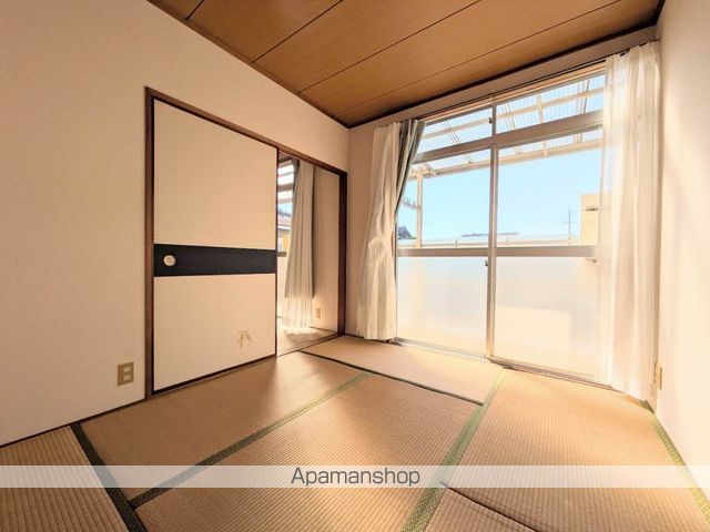 平川アパートの内装写真