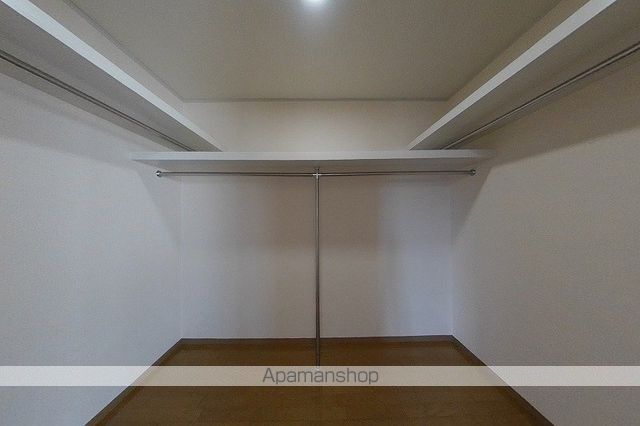 ロイヤルガーデン堀之内 Bの内装写真
