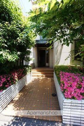 アーバンハイツ若松[1R/32.76m2]の外観4