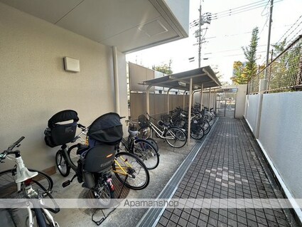 Ｉｓｔｙｌｅ　Ｆｕｎａｉｒｉ[2LDK/51.12m2]の共用部1