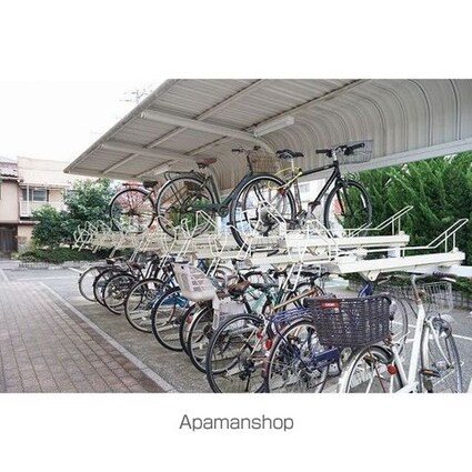 コート高橋[2DK/47.18m2]のエントランス2