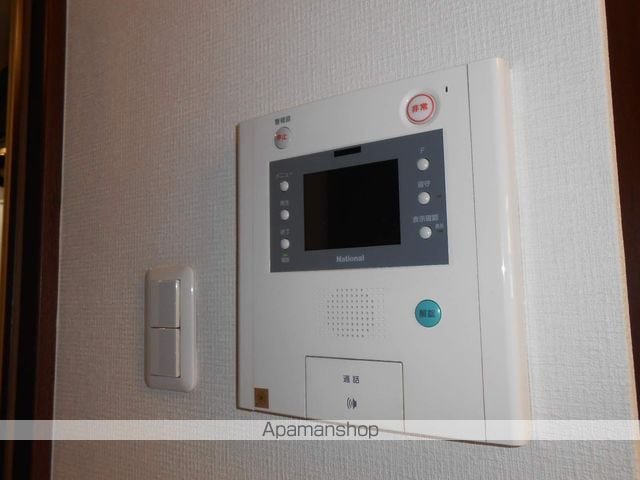 SAMTYUMEDAIIGLOWAXISの内装写真