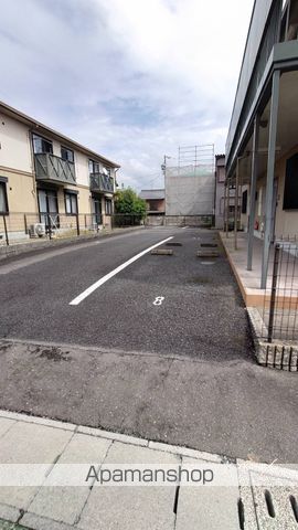 グリーンヒルズ常磐A・B棟の玄関写真