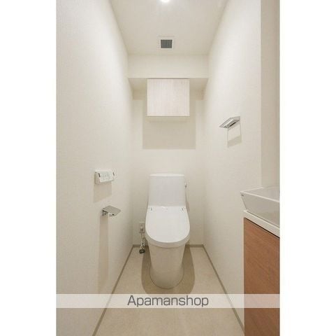 コンフォリア・リヴ永福町の内装写真