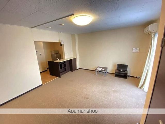 レオネクスト松の本の内装写真