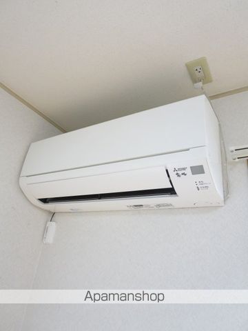 ヴォワテュール稲荷の内装写真