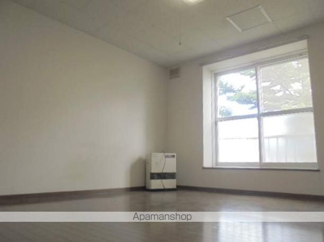 元町アパートメントの内装写真